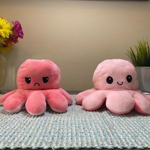🌸NEW DESIGN Octopus Plushie! Reversible Flip!!